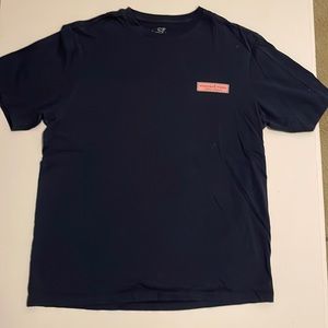 Vineyard Vines Mens M  classic navy rectangular logo worn once